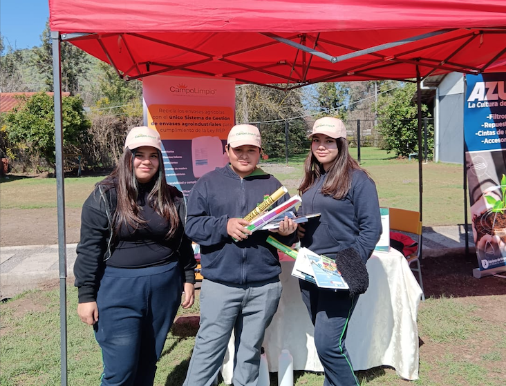 CampoLimpio inspira a las futuras generaciones con educación ambiental en FERTEC CEEM 2025